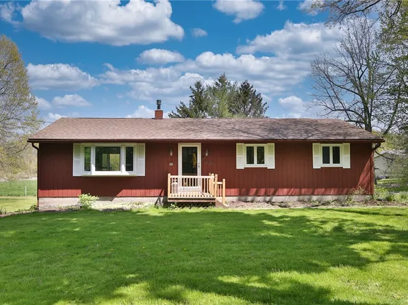 5820 Lanson Rd, Ontario, NY 14519