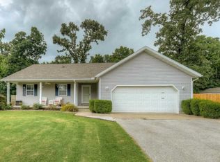 27680 Garland Ln, Carl Junction, MO 64834
