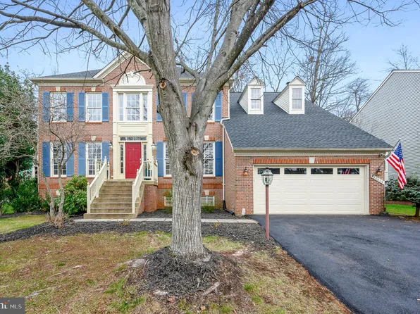 20608 Marsh Ct, Sterling, VA 20165