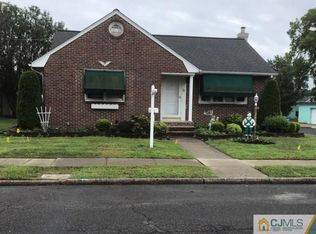 11 James St, Hopelawn, NJ 08861