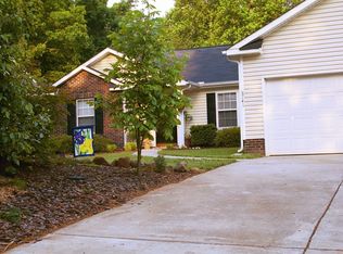 8741 Old Potters Rd, Charlotte, NC 28269