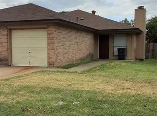2808 Ridgecrest Dr, Fort Worth, TX 76133