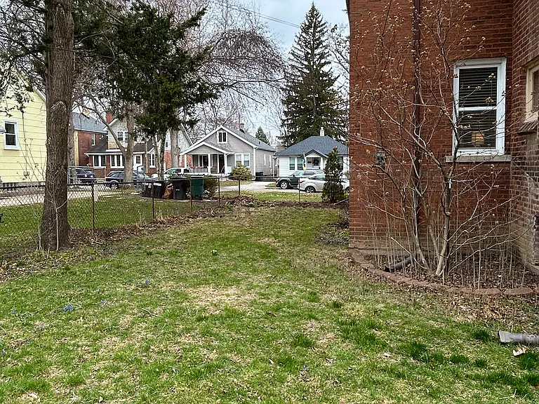 321 W Webster St #1 — Photo 14