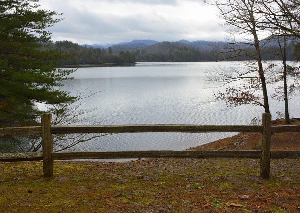 1st image of 0 Lakeside Trl