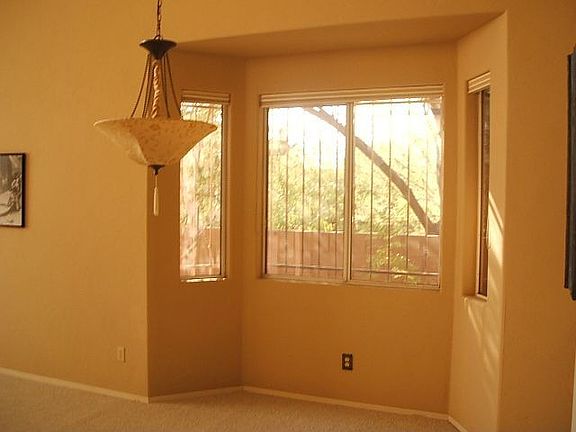 Dining area with bay window