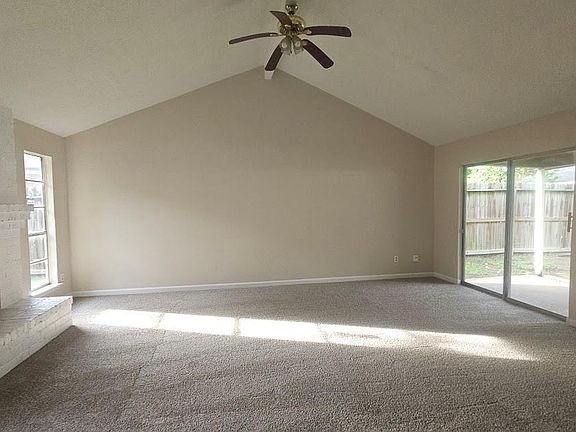 4th image of 8710 Parkway Forest Dr