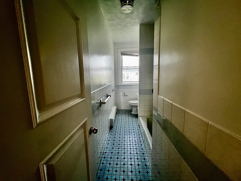 169 Campbell Ave #3 — Photo 7