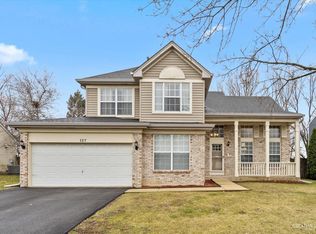 127 Seton Creek Dr, Oswego, IL