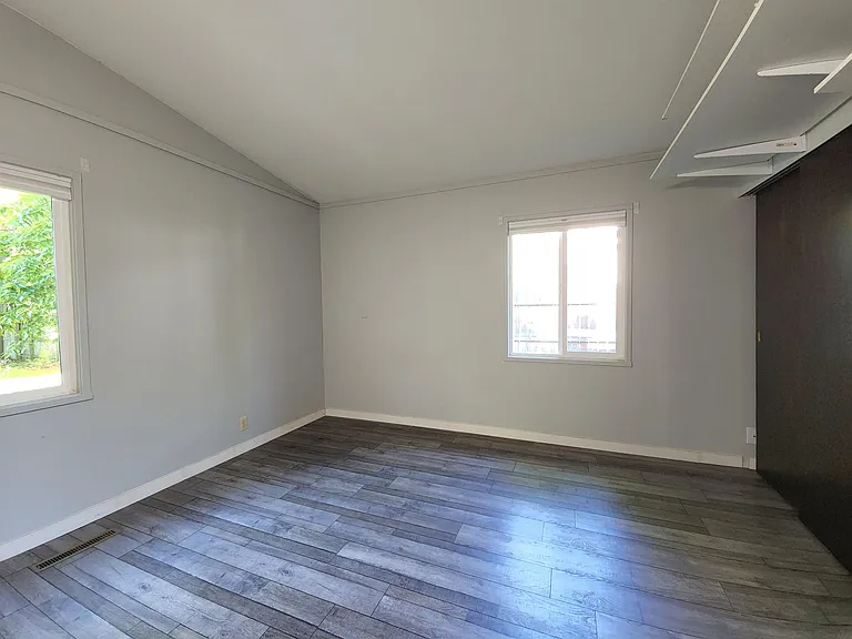 1508 E Sugnet Rd — Photo 9