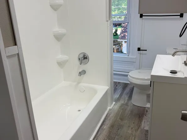 325-327 N Broad St, Penns Grove, NJ