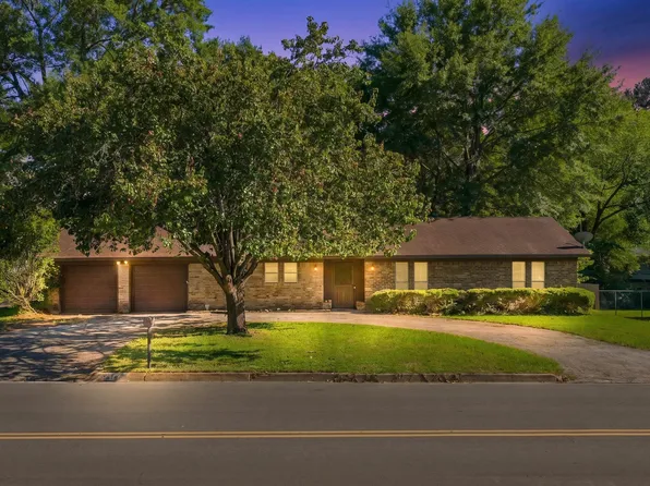 1218 Eden Dr, Longview, TX 75605