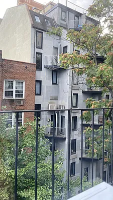 Sold by Fernando Branco Realty LLC | media 10