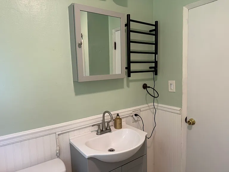 144 Belmont Rd — Photo 14