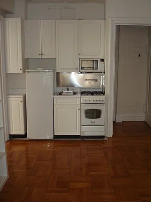Rented by Metropolitan Equities | media 11