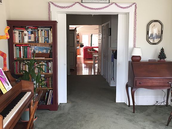 2nd image of 36 E Golden Oak Ln
