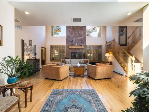 4301 Sunningdale Ave NE, Albuquerque, NM 87110