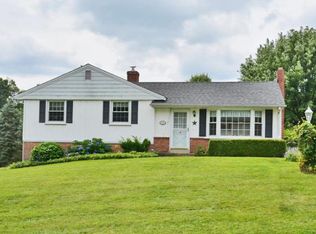 936 Darby Ln, Lancaster, PA 17601