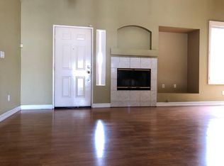 12015 Ponderosa Ct, Fontana, CA 92337