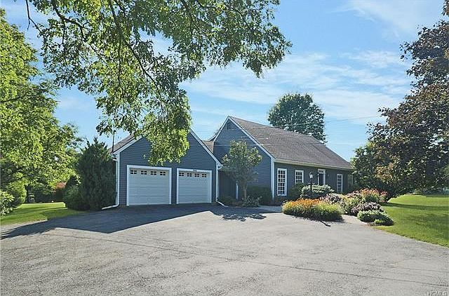 1st image of 343 Hill Ave