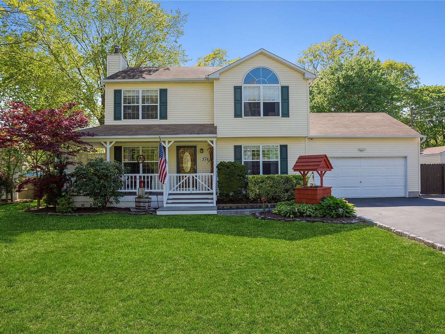 316 Whittier Dr, Mastic Beach, NY 11951 Zillow