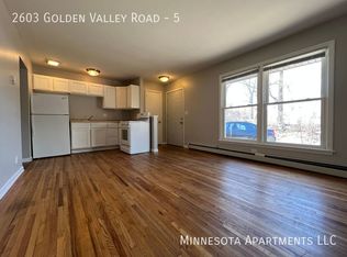 2603 Golden Valley Rd UNIT 5, Minneapolis, MN 55411