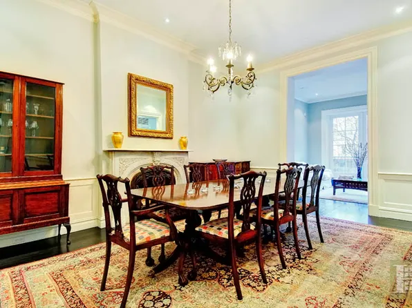 28 Grove Street image 1 of 8