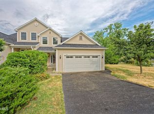 55 Lori Jean Pl, Troy, NY 12182