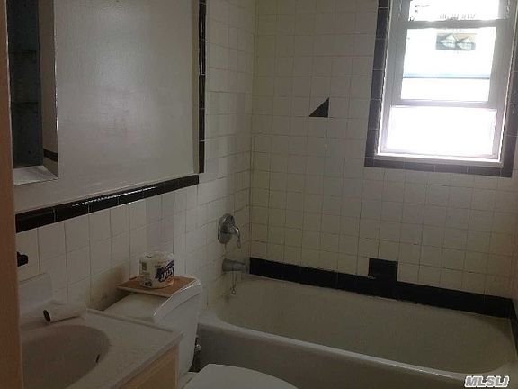 5th image of 8434 249th St