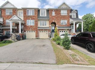 111 Dunlop Ct, Brampton, ON L6X5A6