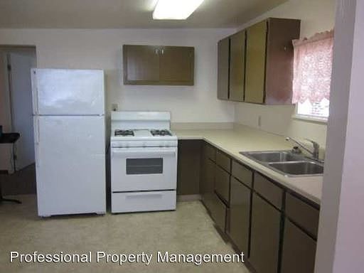 5th image of 1557 Harrison Ave