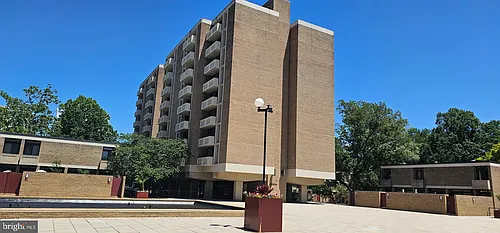 490 M St SW Photo 1
