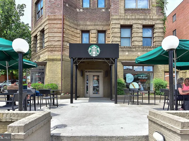 3918 W St NW #6 — Photo 34