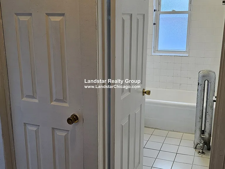 4409 N Kenneth Ave #3A — Photo 4
