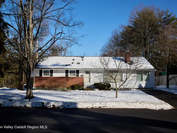 25 John Street, New Paltz, NY 12561