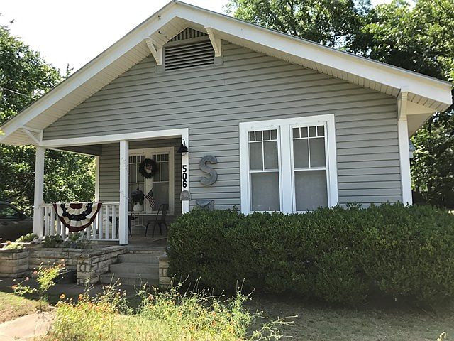 1st image of 506 N Llano St