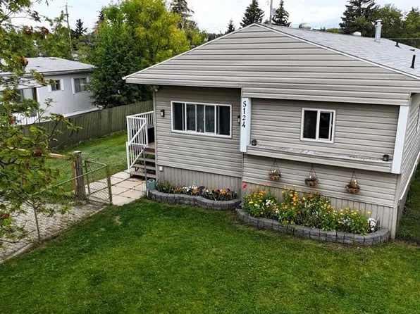 5124 SE 8th Ave, Edson, AB T7E 1K6