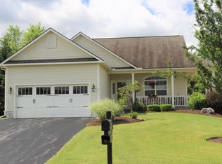 14 Village View Dr, Tully, NY 13159