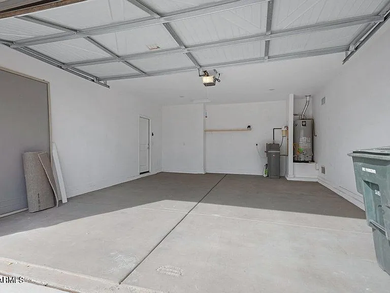 2570 E Corazon Trl — Photo 27