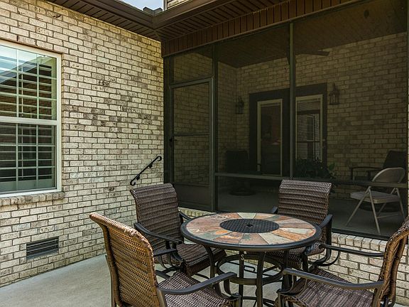 4th image of 480 Lucy Cir