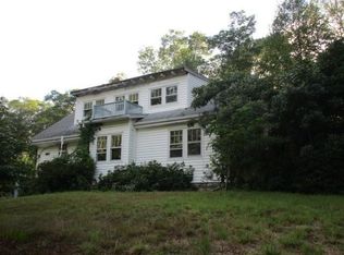 576 Stony Fort Rd, West Kingston, RI 02892