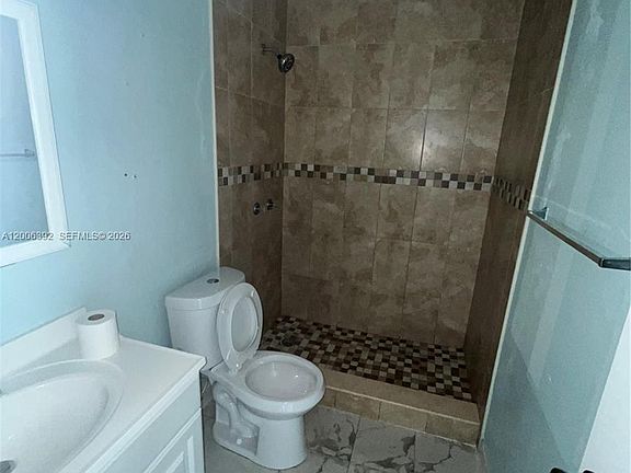 3rd image of 334 E 21st St #5