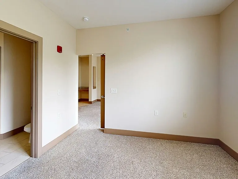 Latitude at Deerfield Crossing — Photo 75