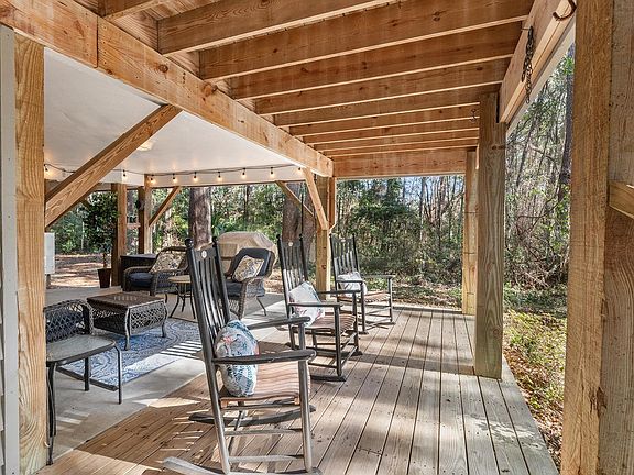 3rd image of 187 Alston Rd.