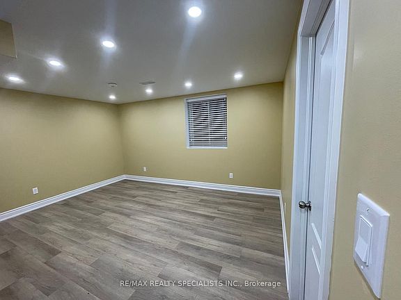 2nd image of 4549 Longmoor Rd