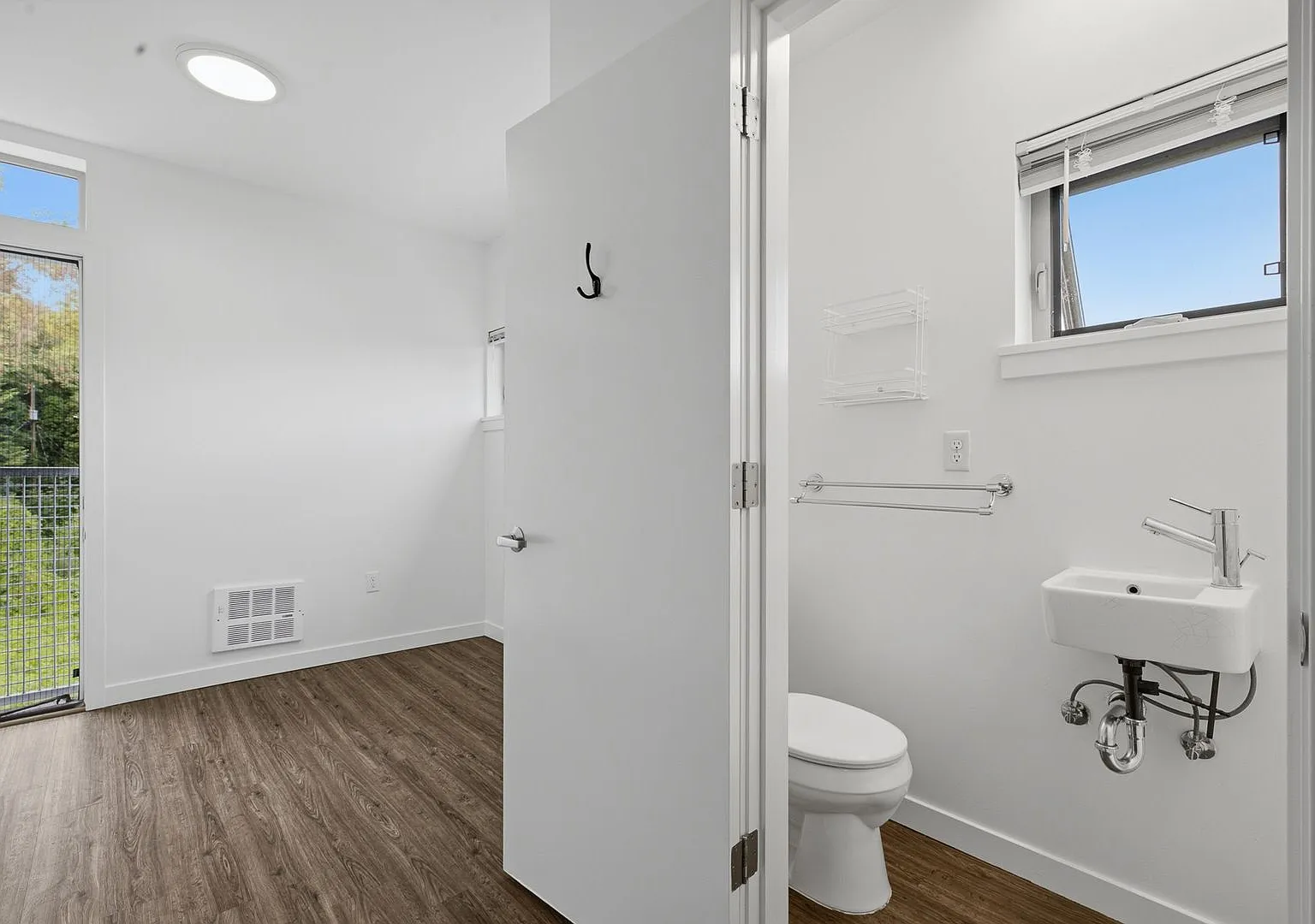 M&M Apartments — Photo 4