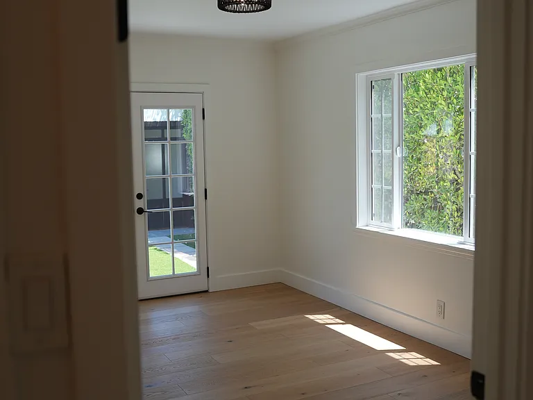 1020 N La Jolla Ave #1020 — Photo 17