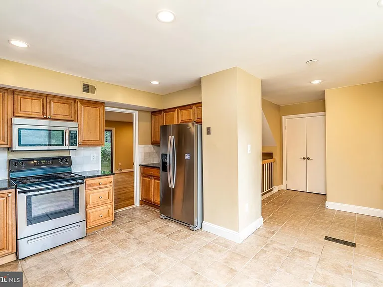 3134 Delburne Ct — Photo 5