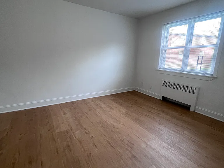 233 S 3rd Ave #1 — Photo 9