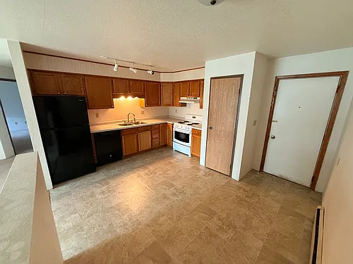 1200 N Point Dr #A1-A4 Photo 1