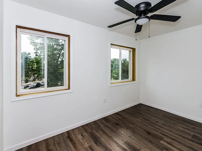 4016 Livingston Rd SE — Photo 27